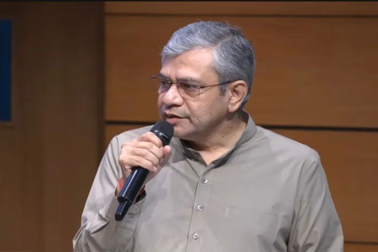 Union Cabinet approves Rs 10,000 crore SME Fund