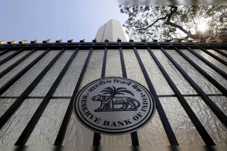 RBI hikes policy interest rate by 0.25%, rules out any near-term rate cut