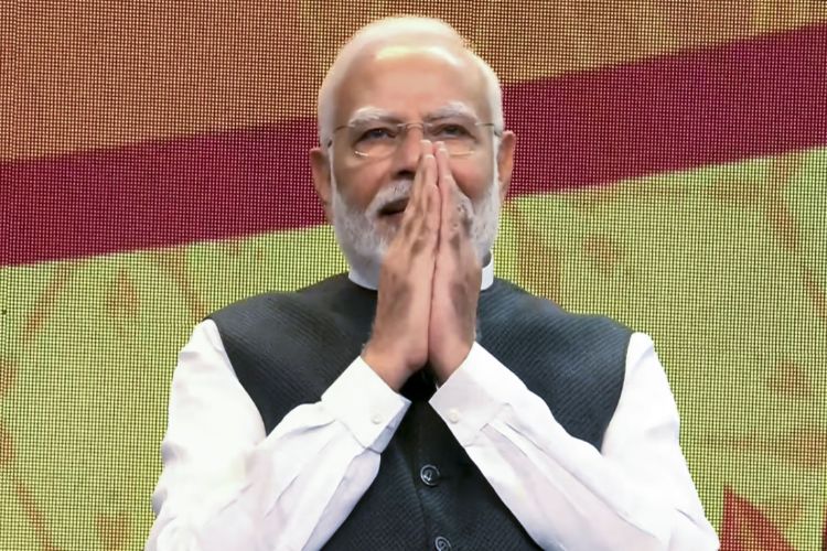BJP leaders hail Modi on completing 25 years as an elected representative