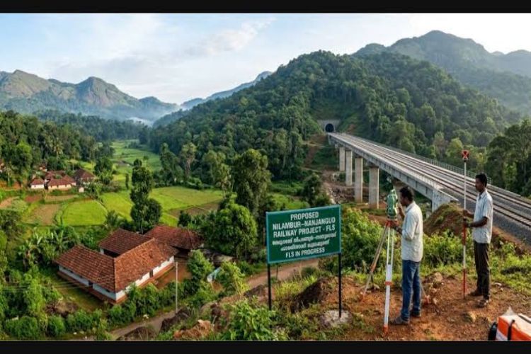 Prepare DPR of Nilambur-Nanjangud railway project by October 14: Kerala High Court