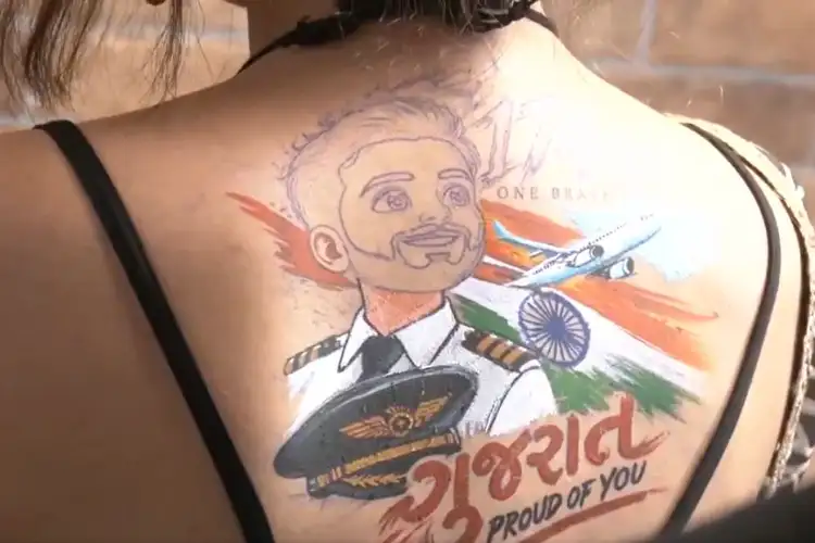 Navaratri preparations in full swing in Gujarat; youngsters get tattoos featuring Captain Smit Machhar, CWG 2030