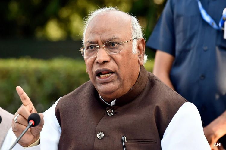 BJP indulging in 'economic terrorism' for its own profit: Kharge