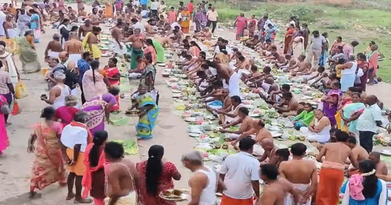 Tamil Nadu: Thousands gather at Srirangam Amma Mandapam for Mahalaya Amavasya rituals