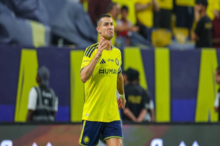 Ronaldo scores on his return to club football following the Portugal controversy.