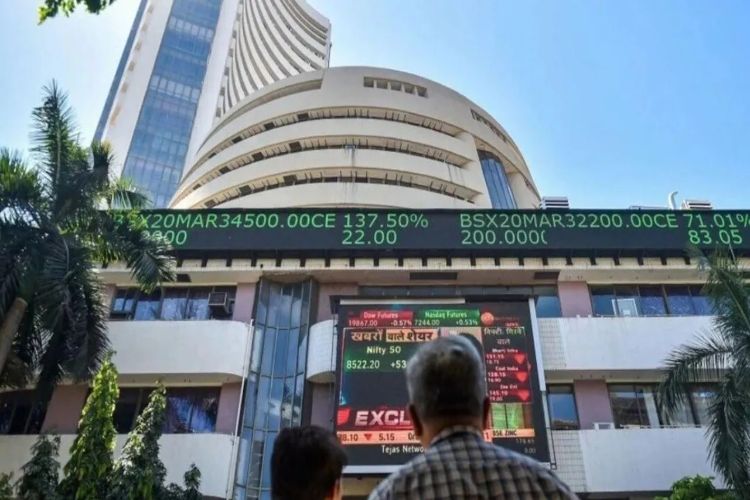 Domestic stock market rises in early trade