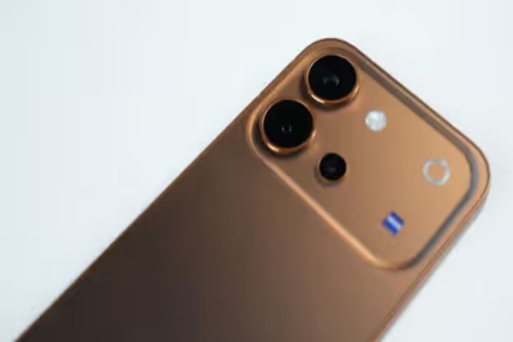 Vivo V80 launched with 50MP ZEISS camera, know the price and features