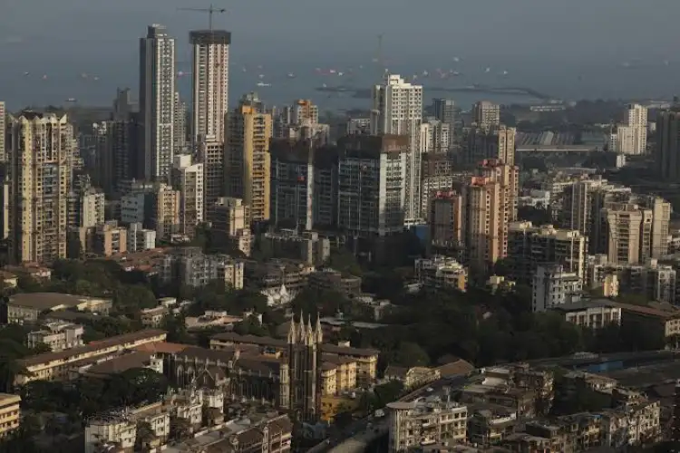Companies shift to bank loans as bond costs rise, driving 81% share of fresh credit: Jefferies