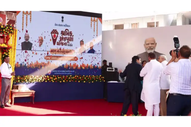Gujarat CM Bhupendra Patel inaugurates Shramik Annapurna meal centres in Ahmedabad
