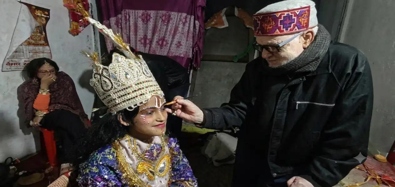 Saib Ahmed has been doing the makeup for Ramlila performers for 44 years.