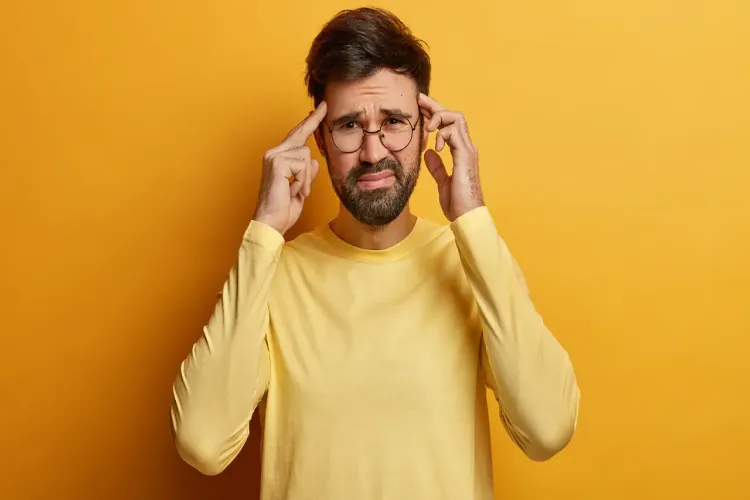 Why do headaches suddenly occur when the weather changes?
