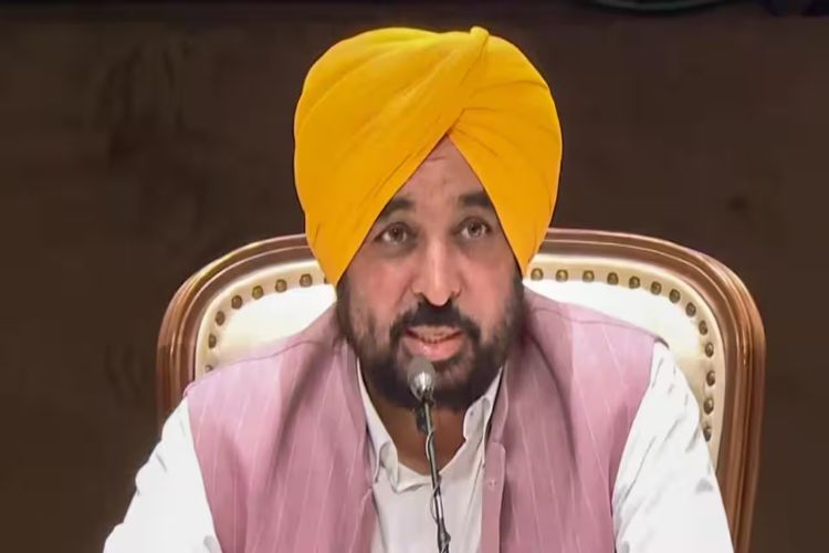 Punjabi film producer Grewal stopped at airport by ED