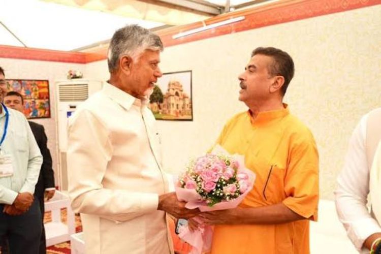 West Bengal: Governor, Chief Minister extend Vijayadashami greetings