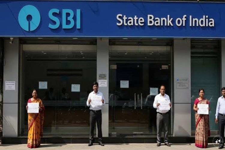 SBI begins investigation into possible leak of 3,897 customer records; operations unaffected