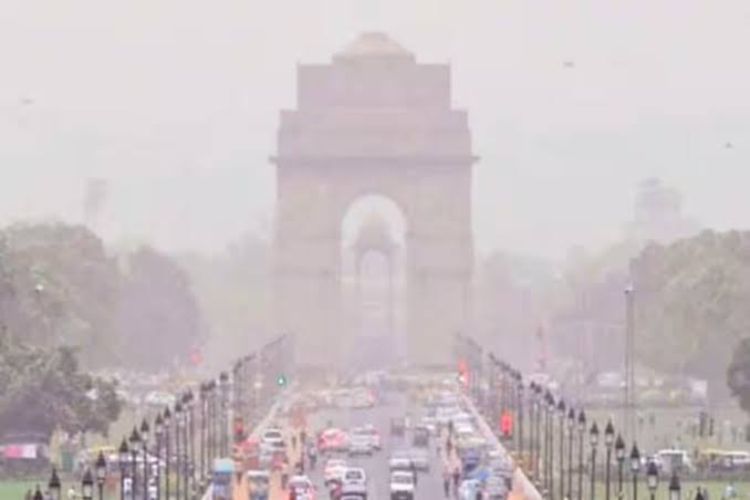 Delhi's air quality in 'poor' category
