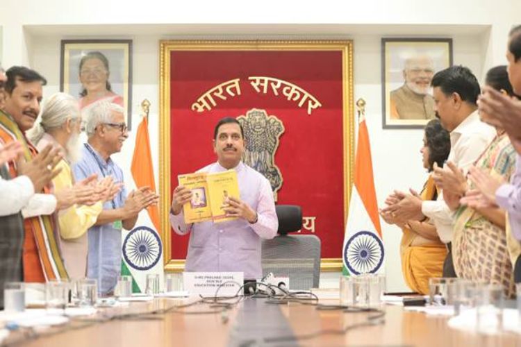 The fifth edition of 'Kashi Tamil Sangamam' will be held from November 28 to December 12: Prahlad Joshi