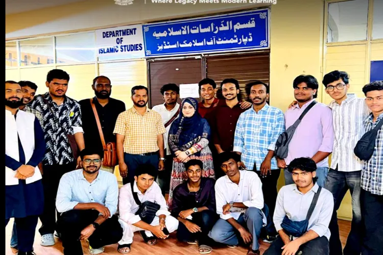 Discussion on careers and higher education for Islamic Studies students at Jamia Hamdard