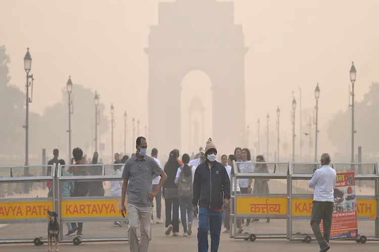 Delhi's AQI recorded in the 'moderate' category after remaining in the 'poor' category for three consecutive days.