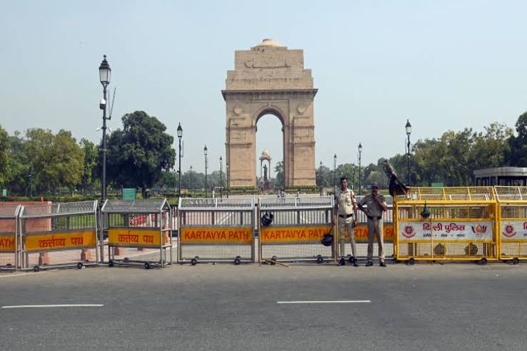 Delhi records month's lowest minimum temperature, air quality in moderate category