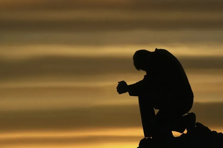 10 Ways to Overcome Loneliness: Change Your Life Through Small Habits