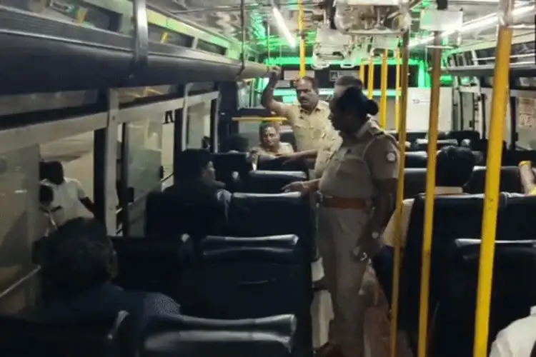 Tamil Nadu: Police intensify search for escaped Theni prisoners using drones, check bus stands