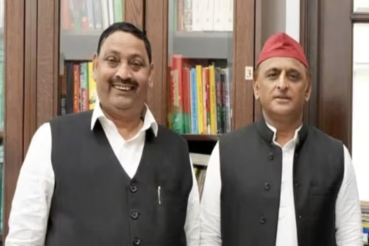Former BJP MP Dharmendra Kashyap joins SP