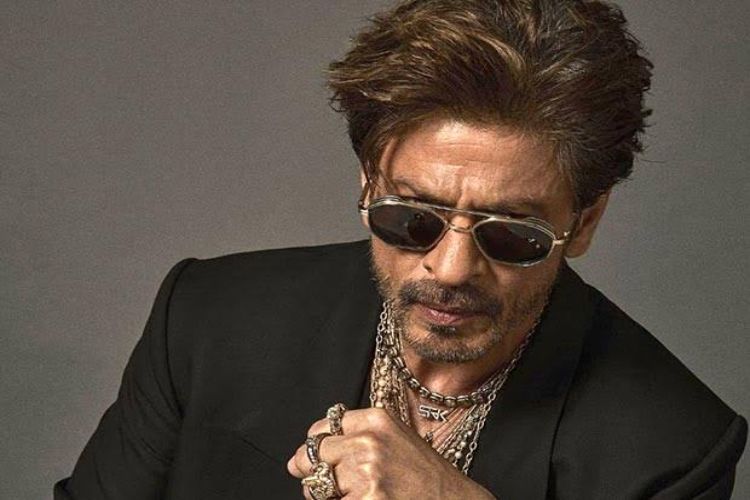 Shah Rukh Khan's 'King' poster receives mixed reactions on social media, with people comparing it to 'Dhurandhar 2'