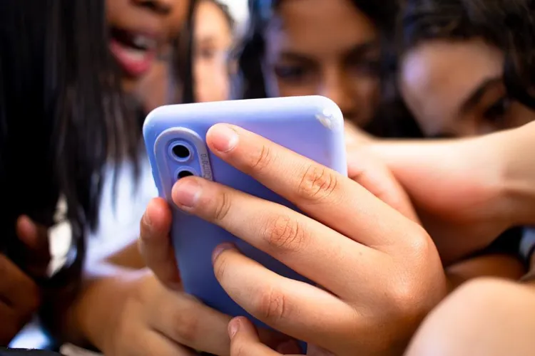 The Growing Addiction to Mobile Phones, a Changing Childhood, and Parental Responsibility