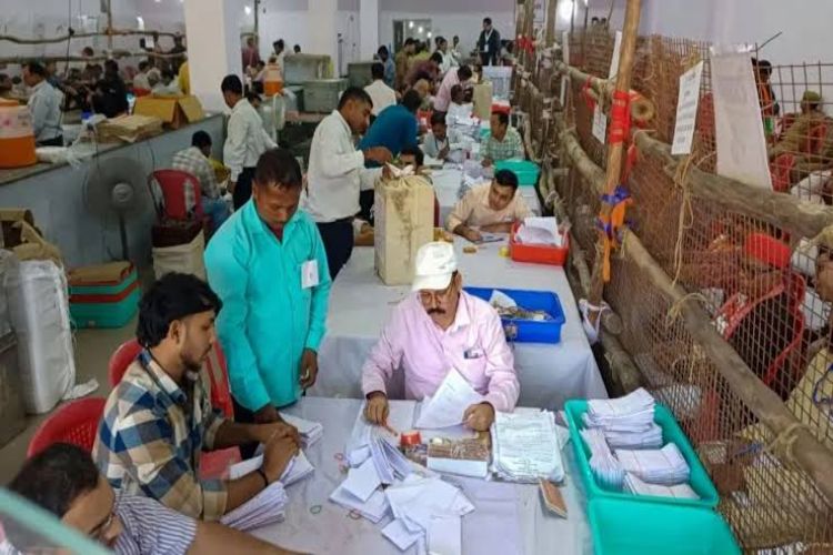 Bihar Legislative Council Elections: Jan Suraj opens its account, Suresh Rai wins Darbhanga Teachers seat