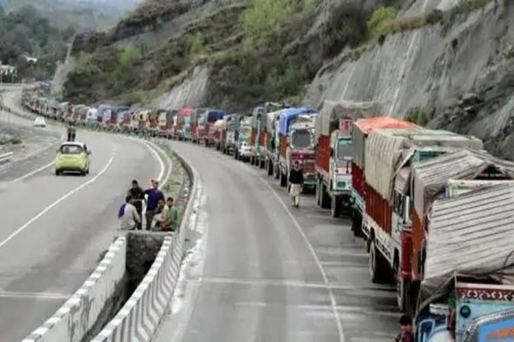 Sikkim: Traffic on National Highway 10 will be restricted for eight hours from October 29 to November 4.