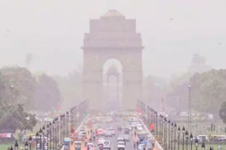 Air quality in Delhi in 'poor' category