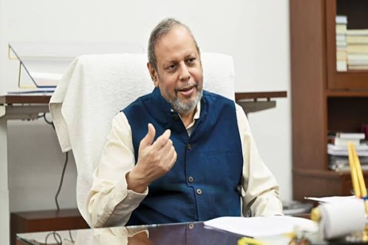 Government should support employment generating and advanced technology industries: EAC-PM Chairman