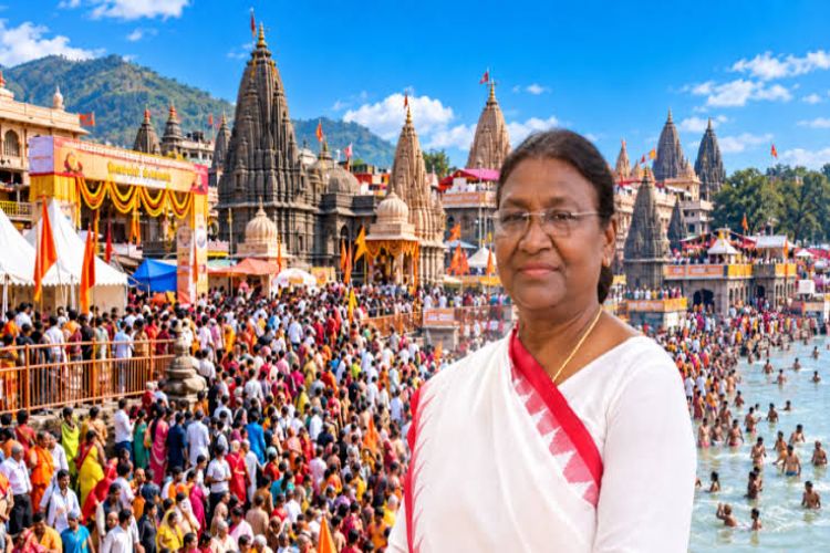 President Murmu hoisted the flag to mark the beginning of the Nashik-Trimbakeshwar Simhastha Kumbh Mela.