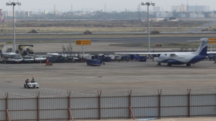 चेन्नई के विमान में मास्क नहीं पहने केरल के यात्री को लगा जुर्माना