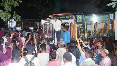 Seven members of Odisha family killed in Madhya Pradesh road accident cremated in Puri